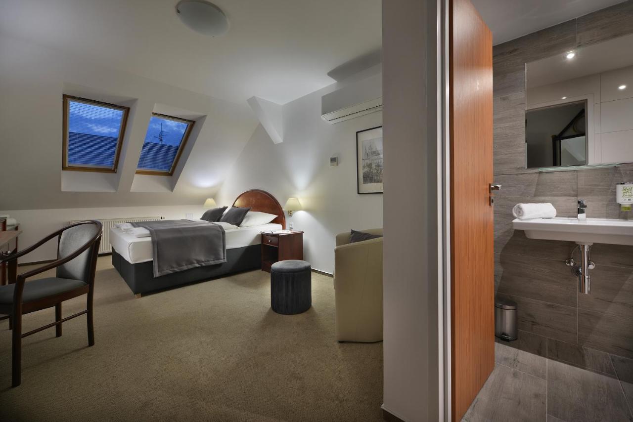 Prague Season Hotel 外观 照片